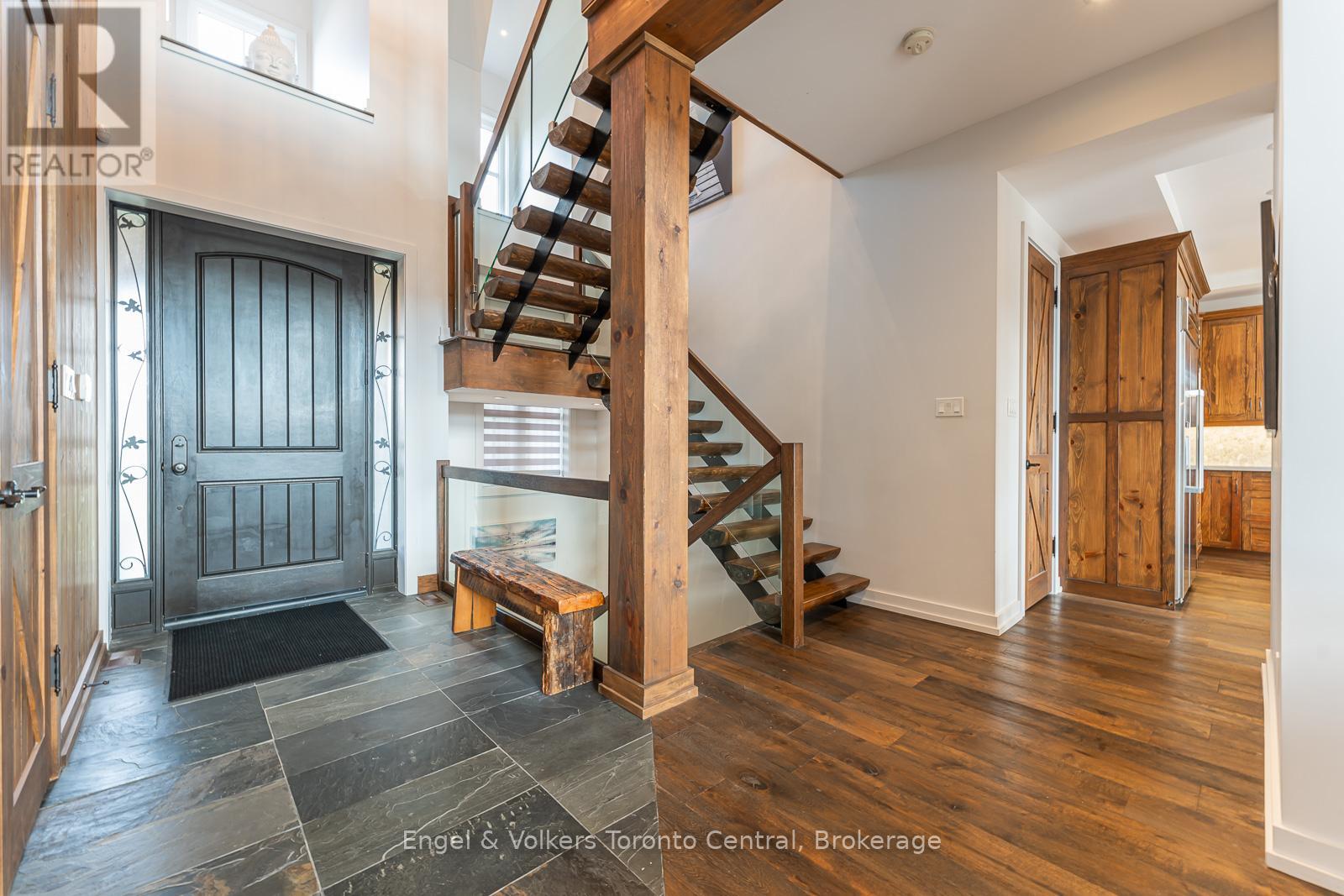 280 Sunset Boulevard Property Photo 4