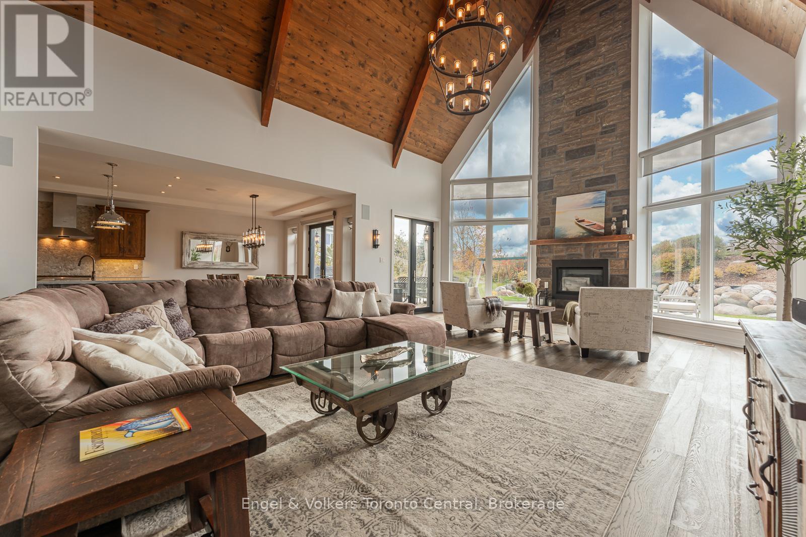 280 Sunset Boulevard Property Photo 7
