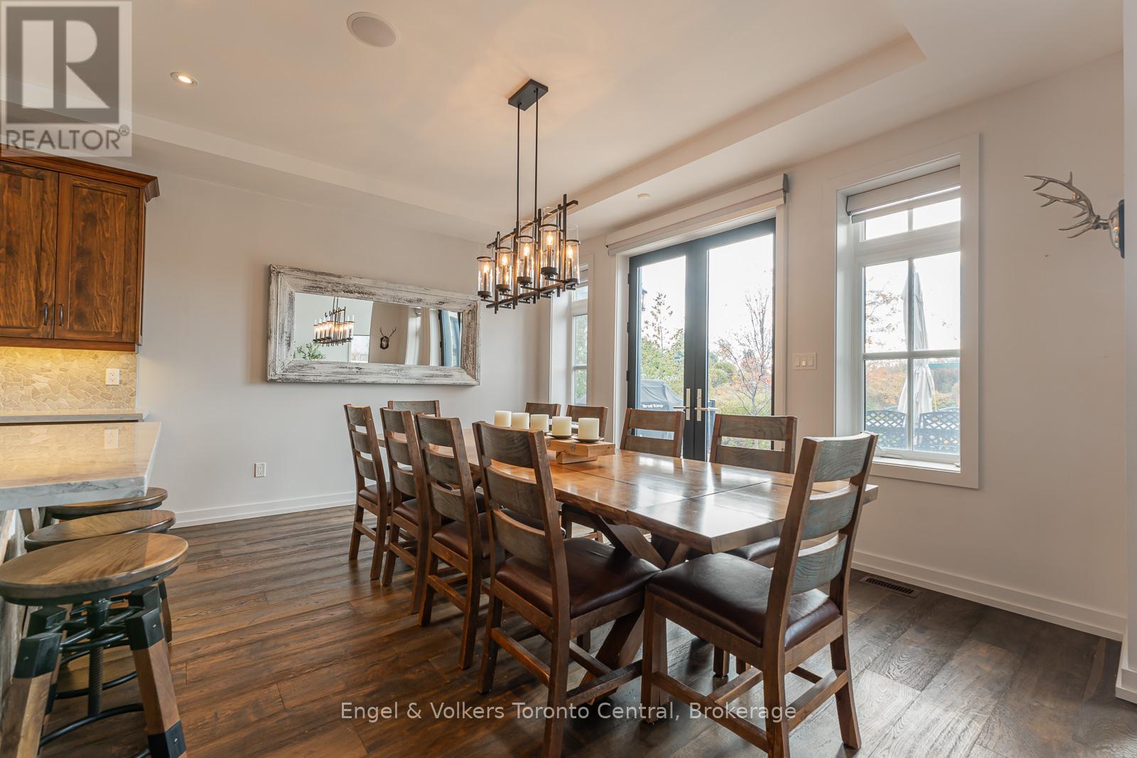 280 Sunset Boulevard Property Photo 12