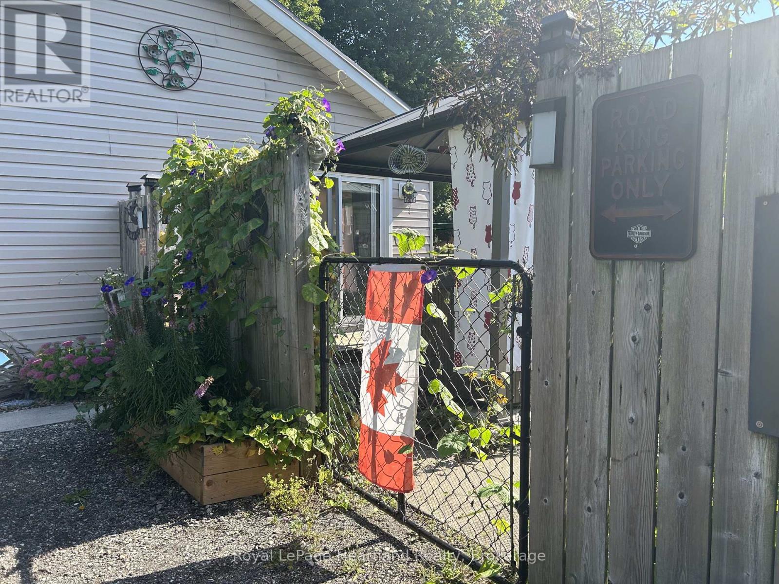 90 Mary Street Property Photo 16