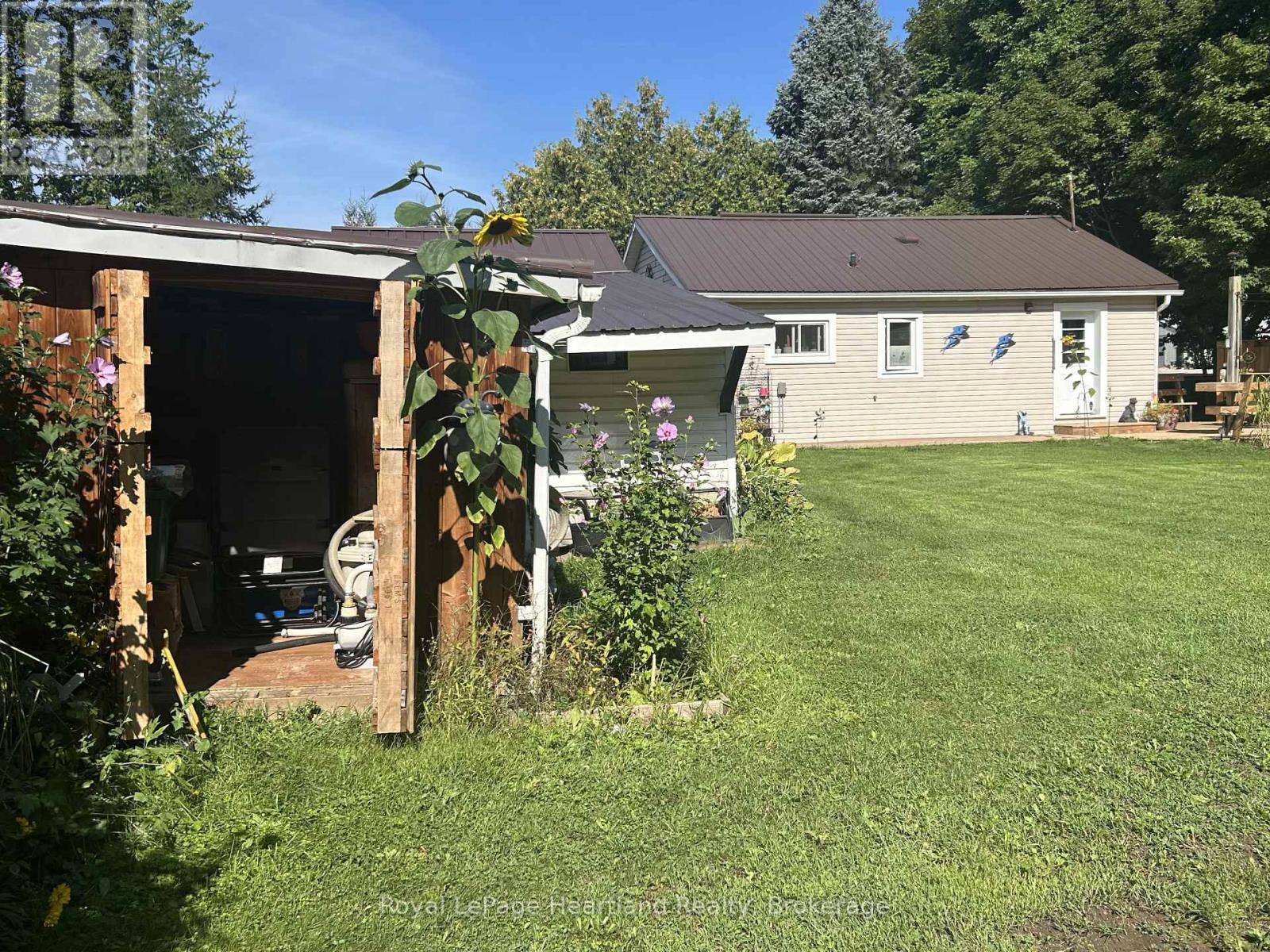 90 Mary Street Property Photo 39