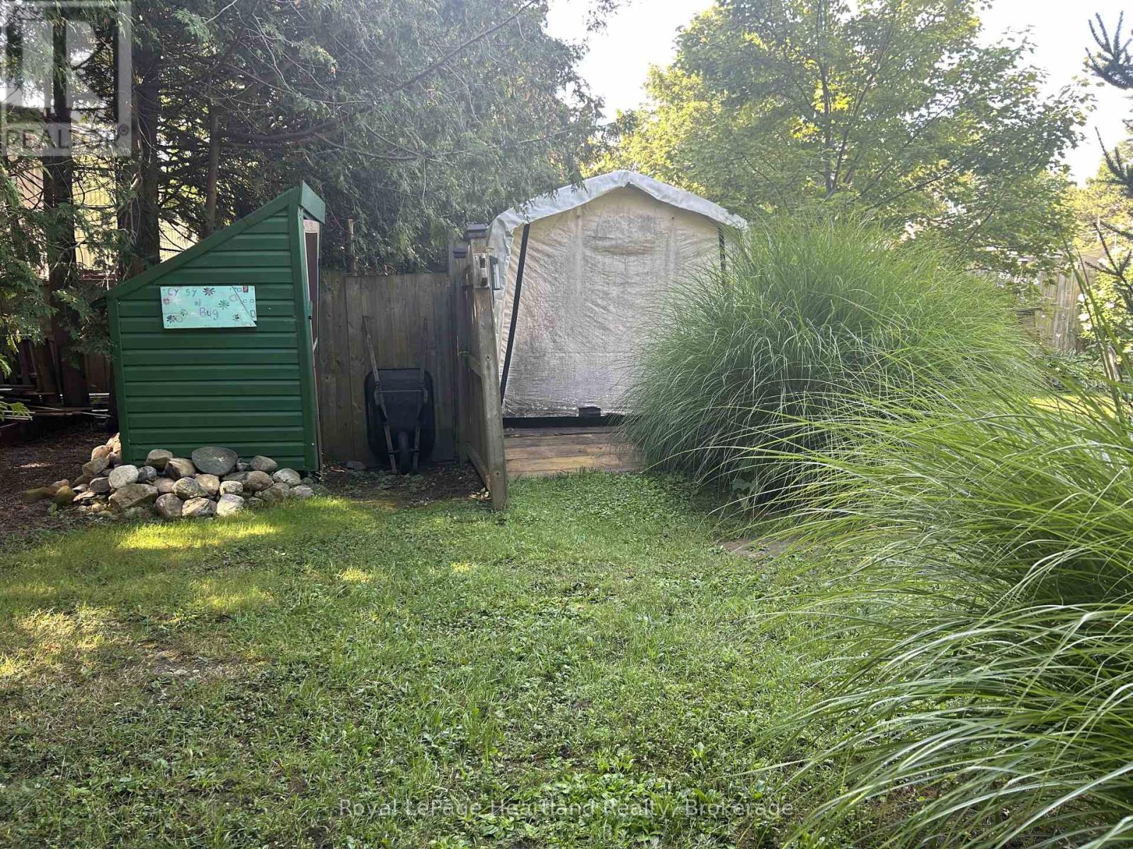 90 Mary Street Property Photo 40