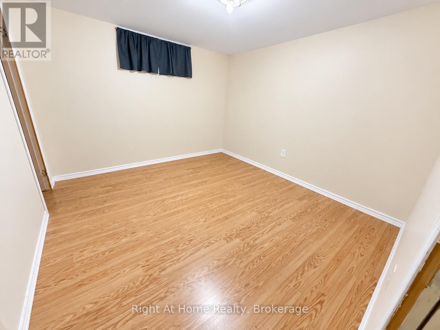 145 Kenogami Avenue S Property Photo 14