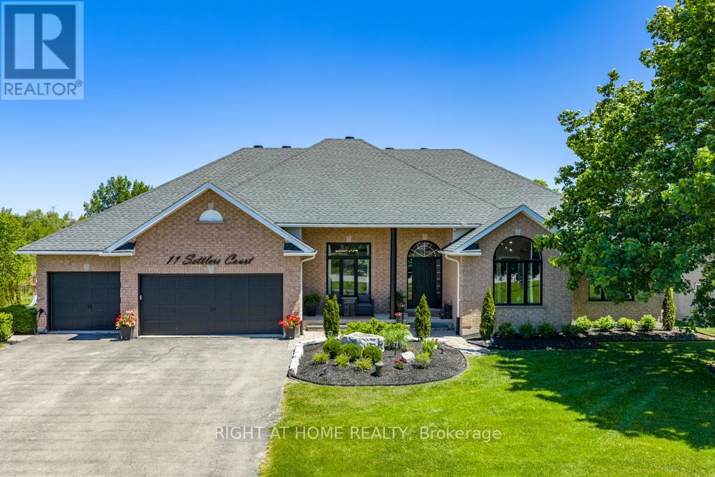 11 Settlers Court Property Photo 2