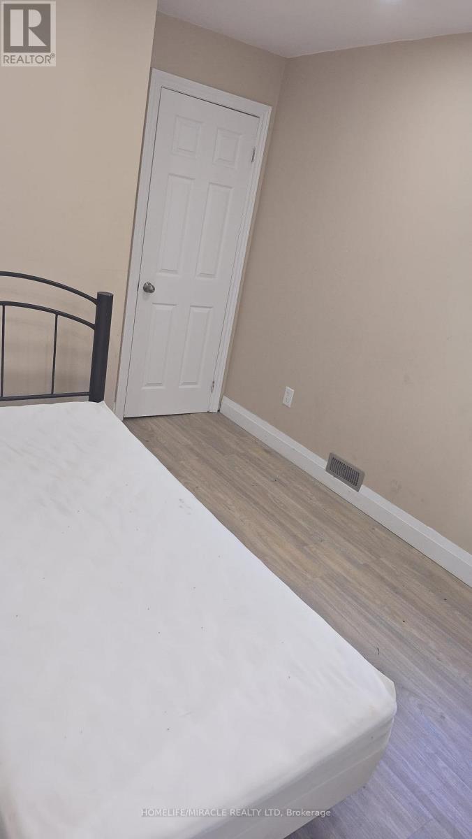 4364 Bampfield Street Property Photo 5