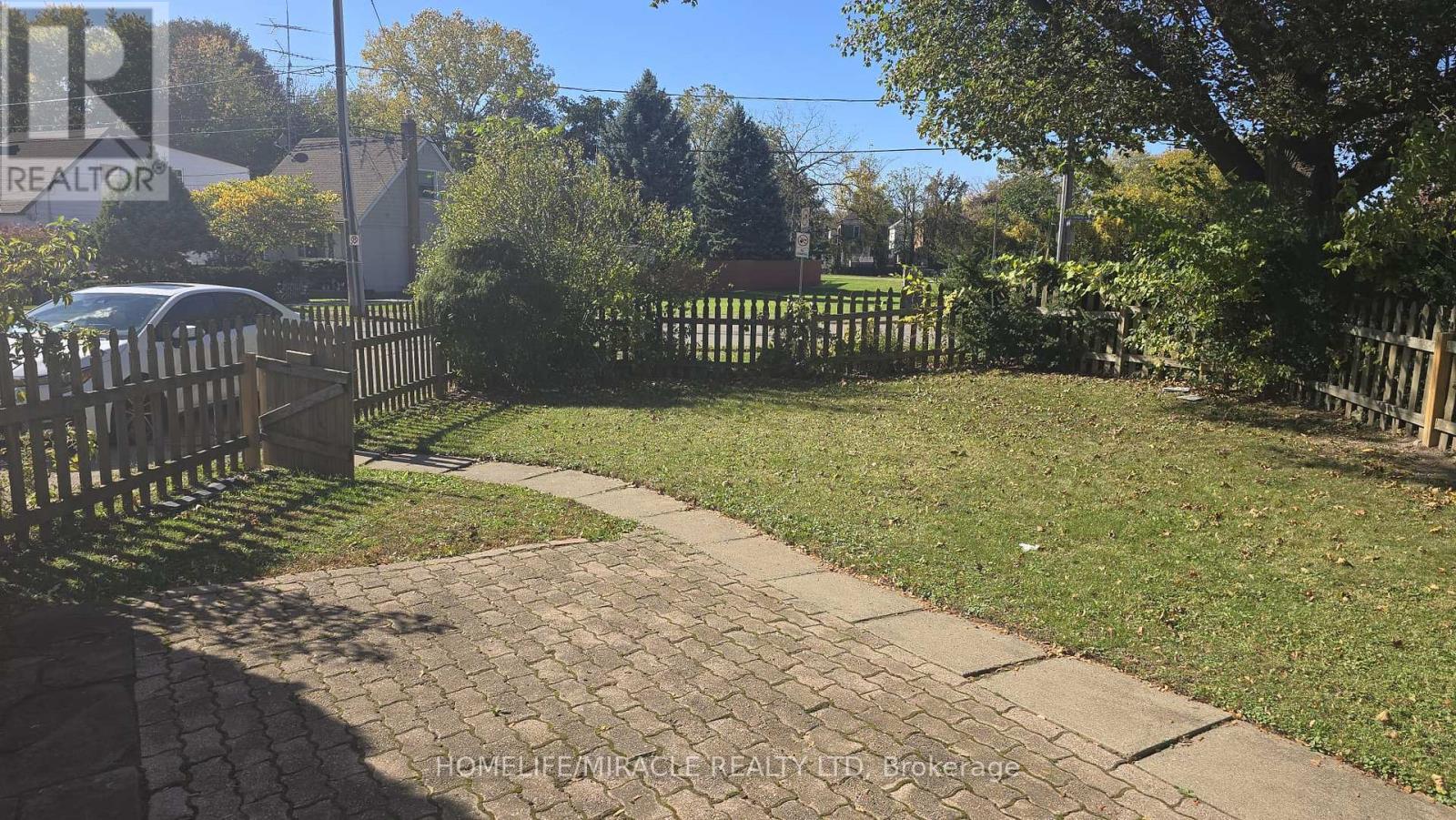 4364 Bampfield Street Property Photo 10