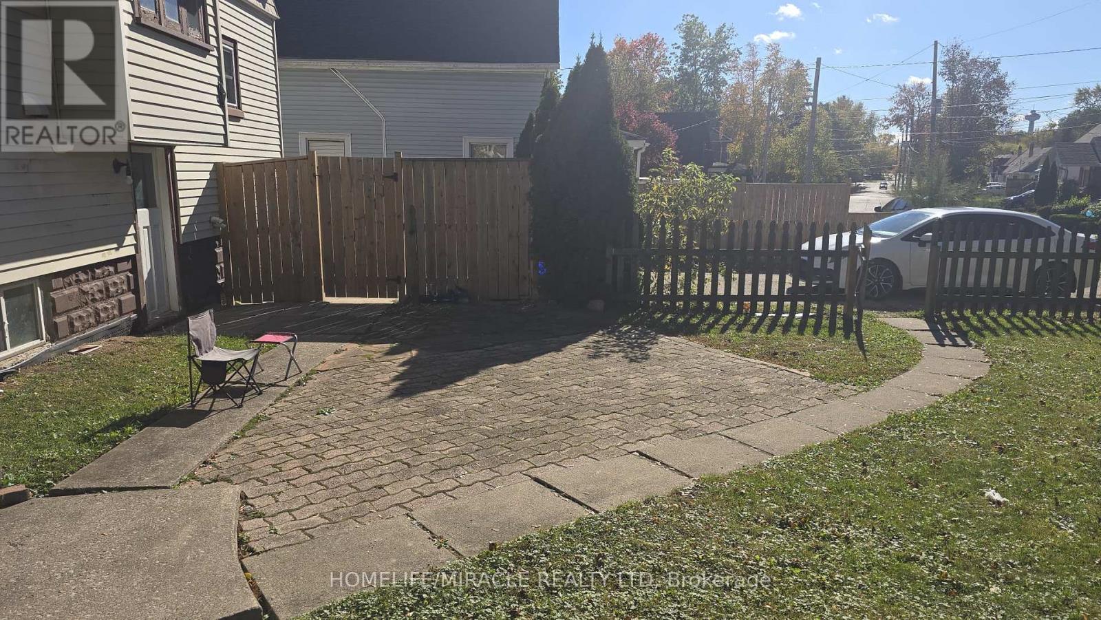 4364 Bampfield Street Property Photo 11