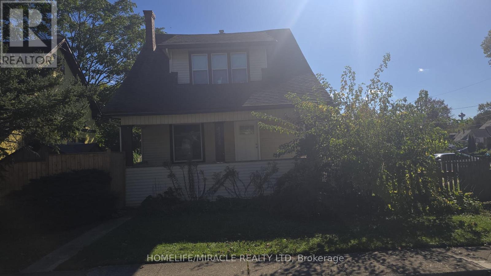 4364 Bampfield Street Property Photo 16