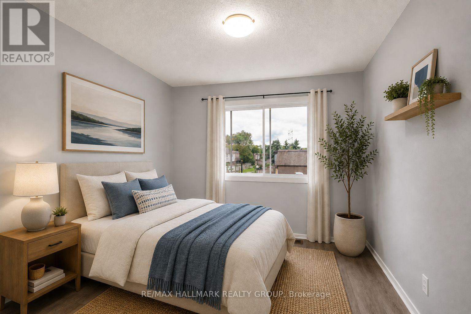 2912 Fairlea Crescent Property Photo 16