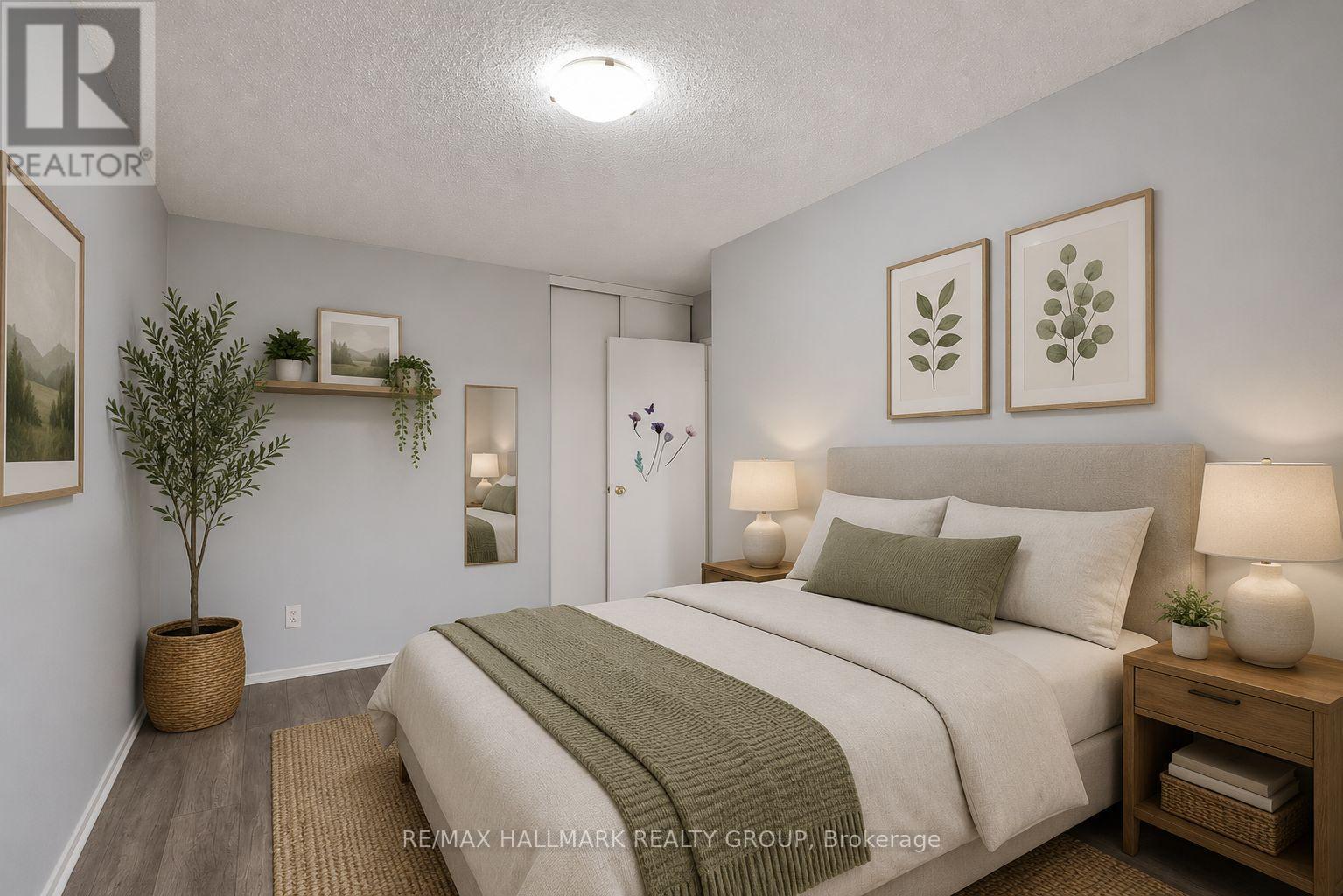 2912 Fairlea Crescent Property Photo 21