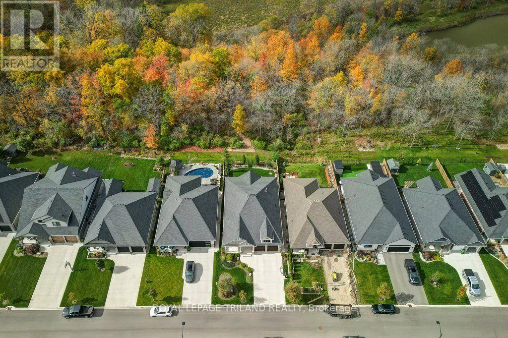 35 Royal Dornoch Drive Property Photo 11
