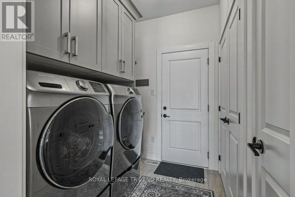35 Royal Dornoch Drive Property Photo 16
