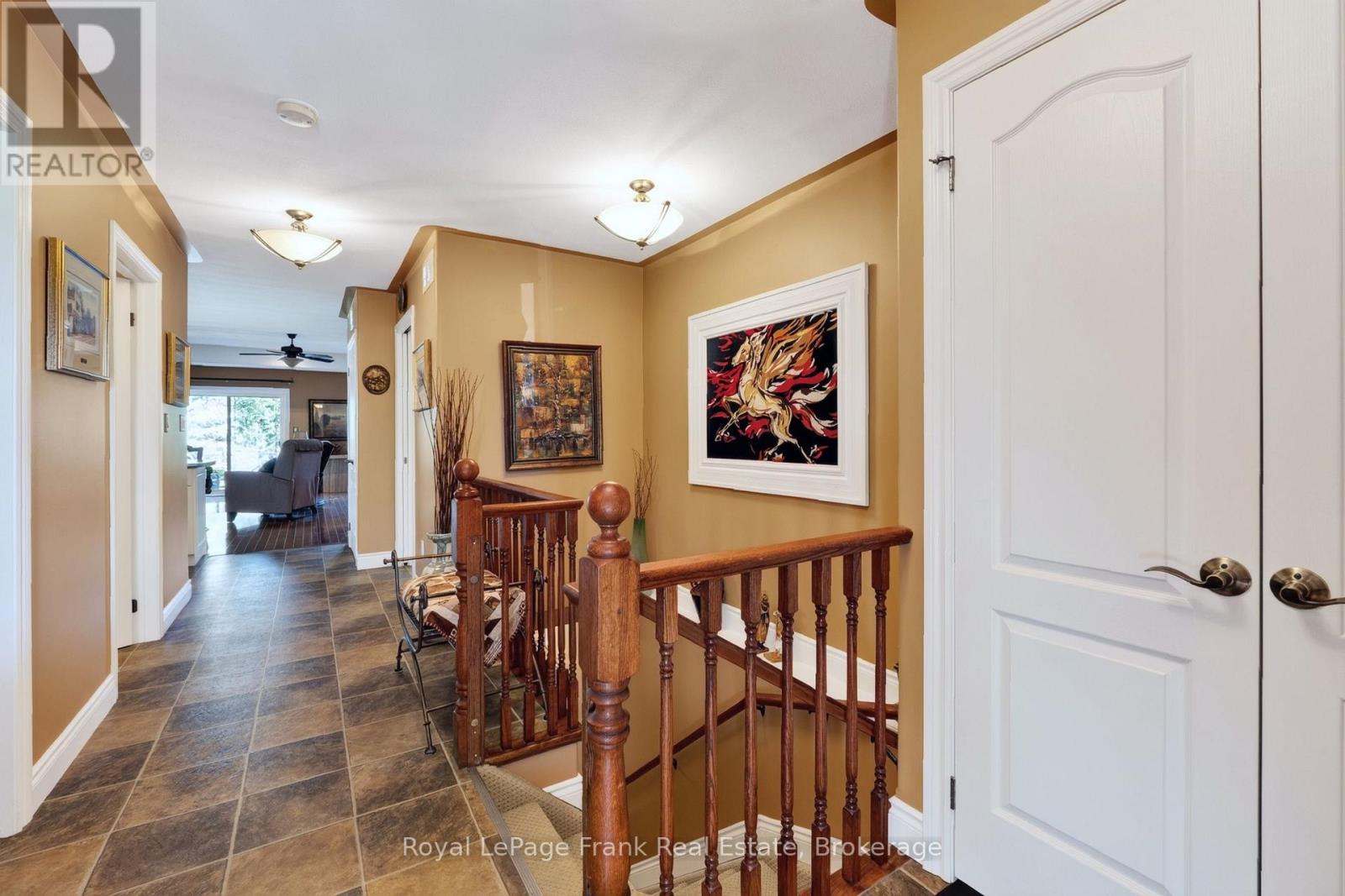 39 Green Arbour Way Property Photo 5
