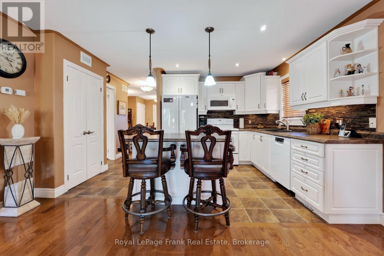 39 Green Arbour Way Property Photo 11