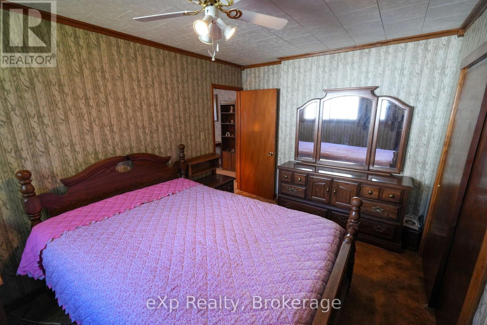 778 8th Avenue E Property Photo 19
