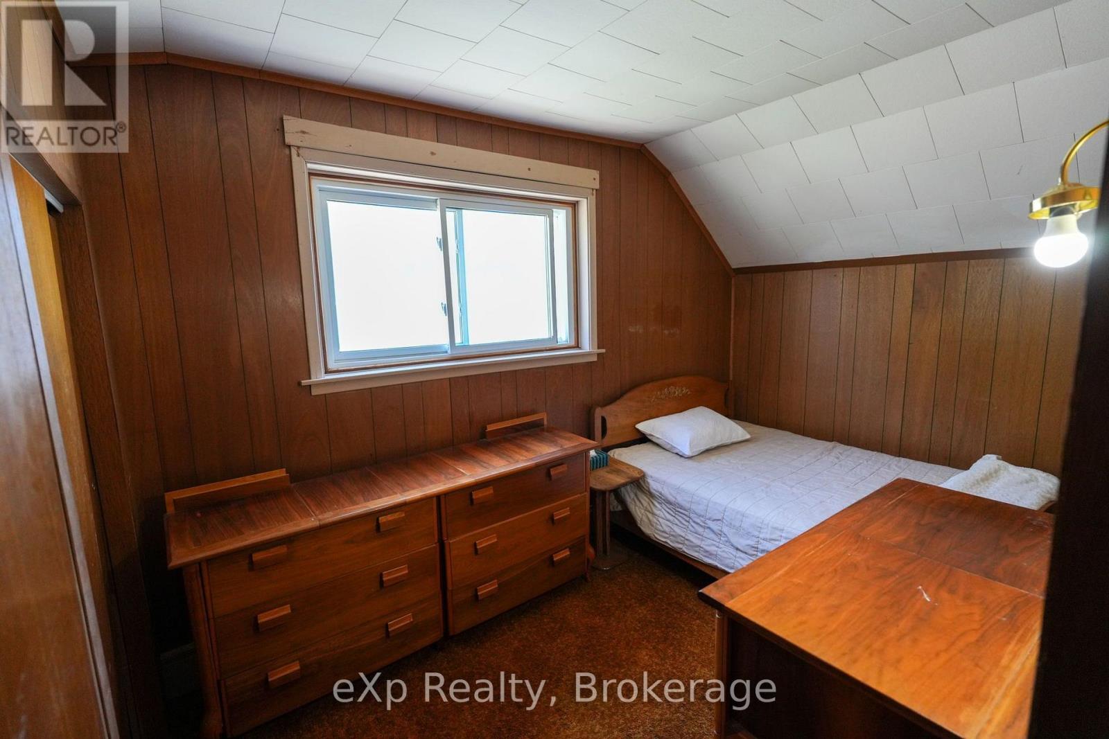 778 8th Avenue E Property Photo 27