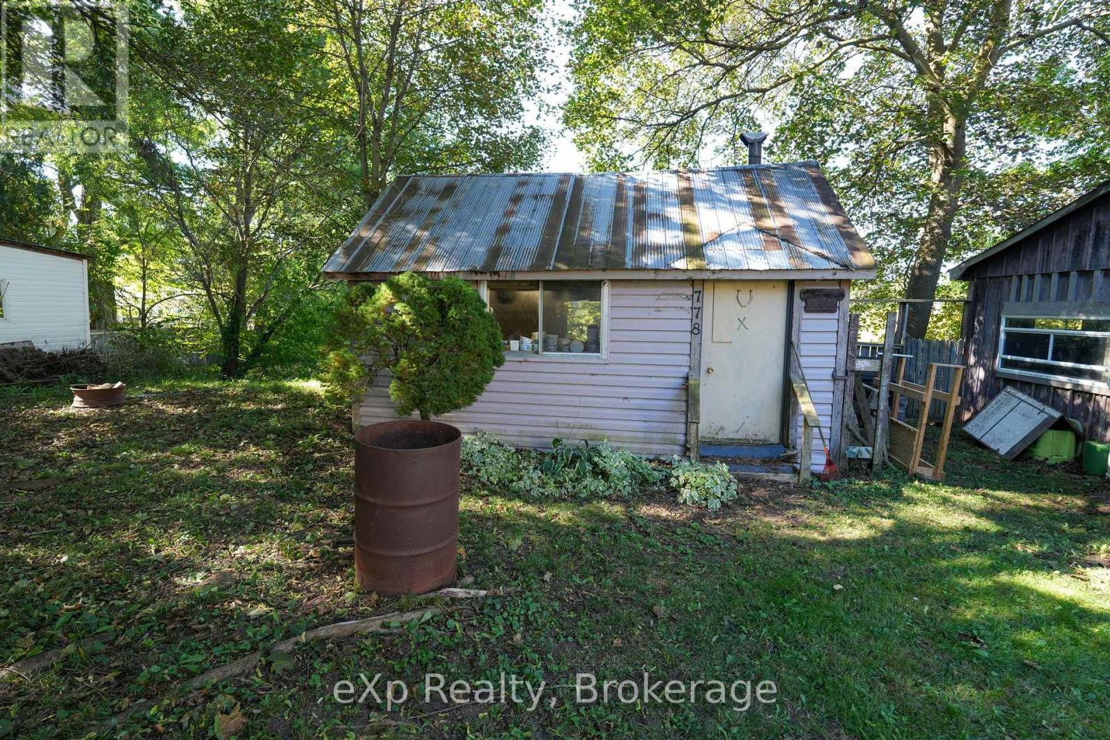 778 8th Avenue E Property Photo 32