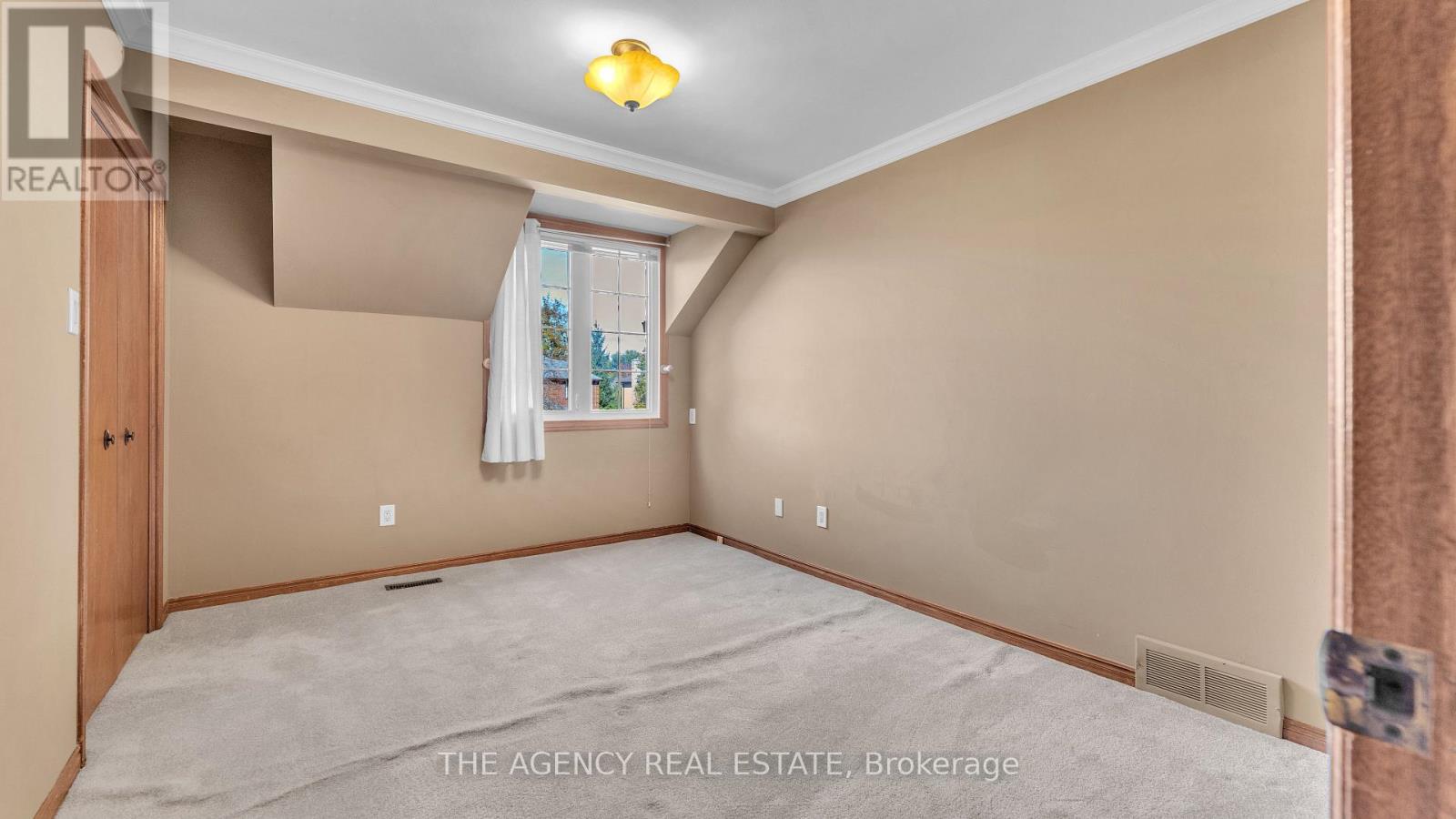 32 Glenview Crescent Property Photo 31
