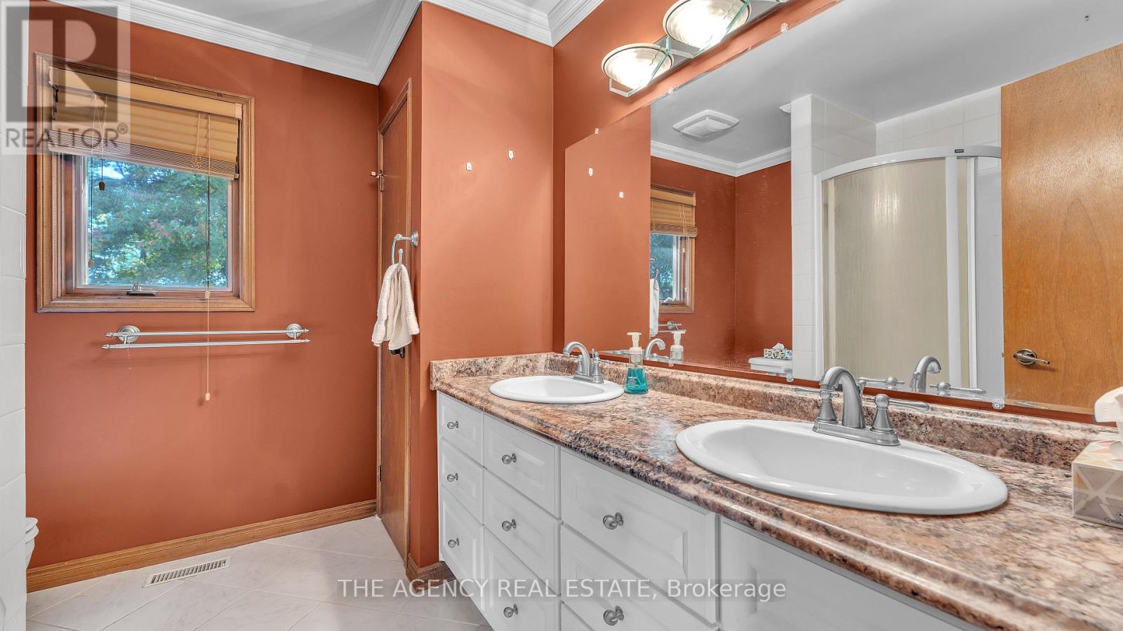 32 Glenview Crescent Property Photo 37
