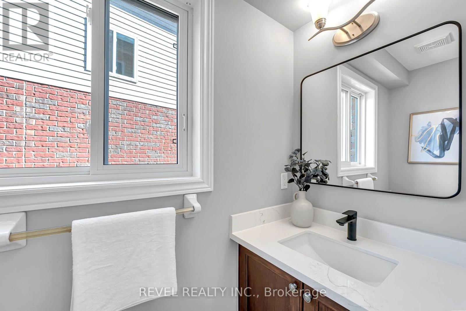 40 Yates Avenue Property Photo 9