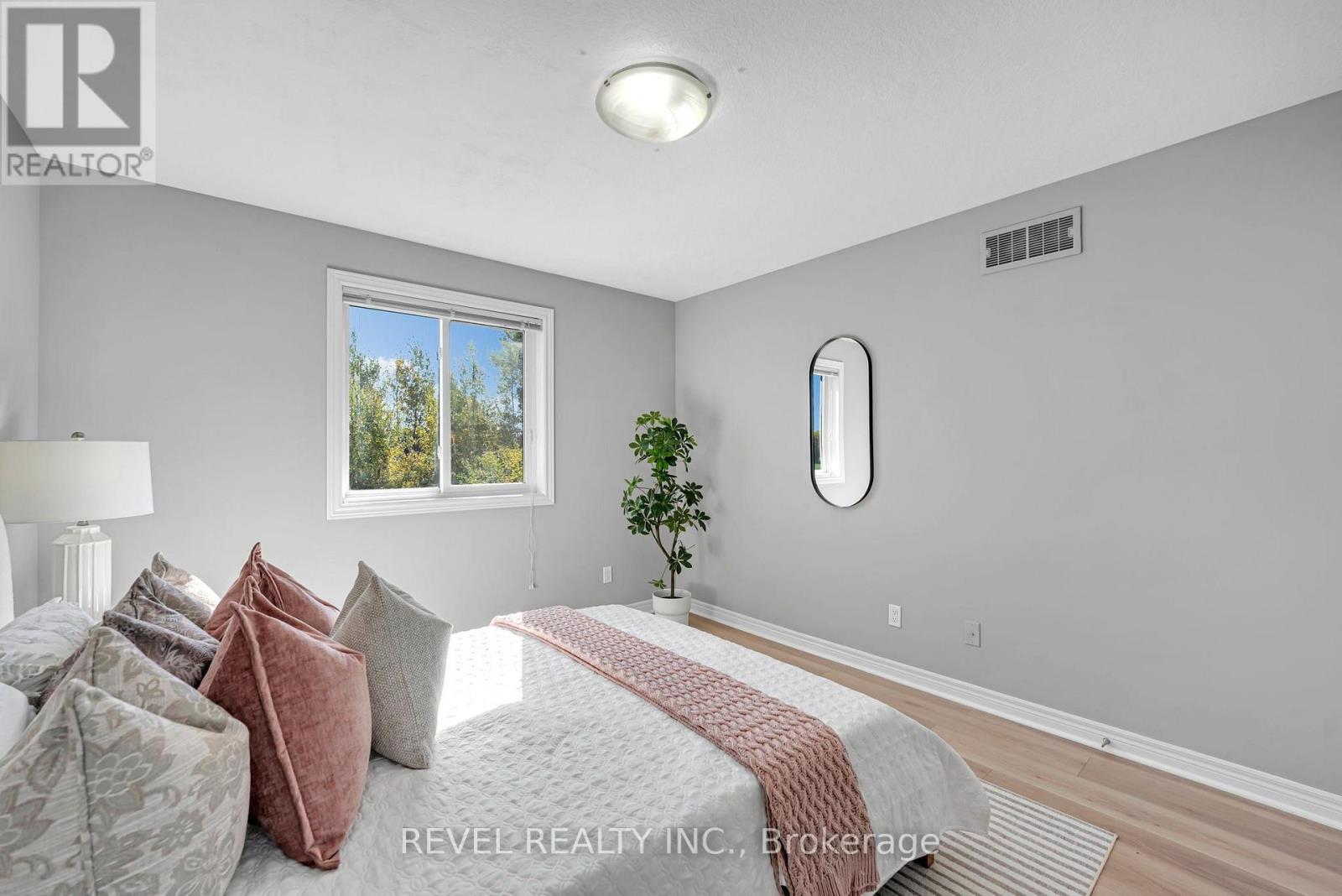40 Yates Avenue Property Photo 33