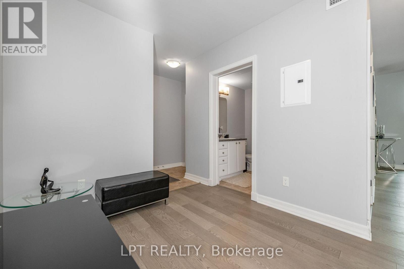305 - 200 Besserer Street Property Photo 6