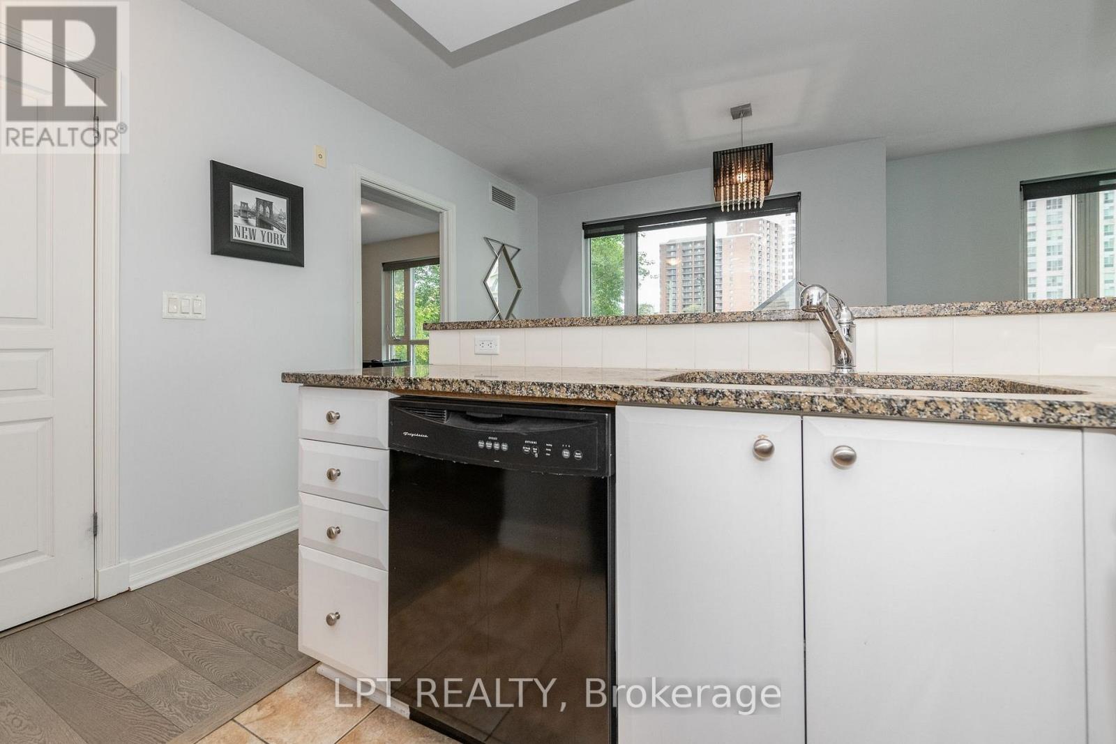 305 - 200 Besserer Street Property Photo 11
