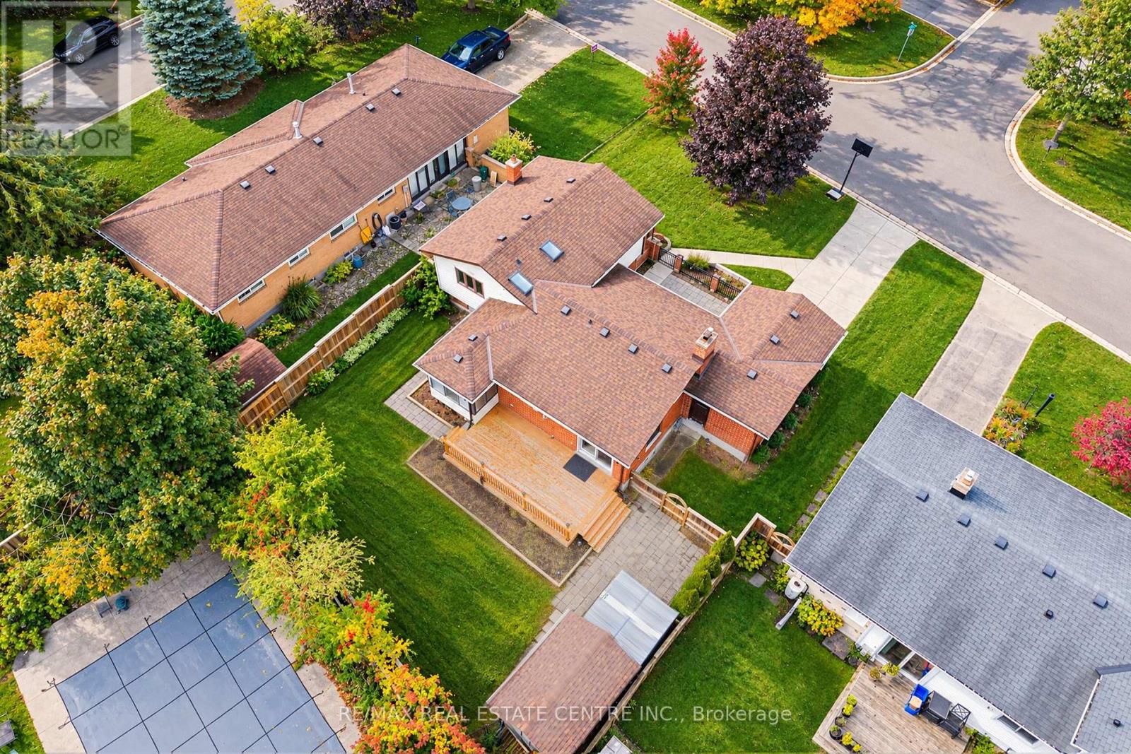 30 Cowan Avenue Property Photo 44