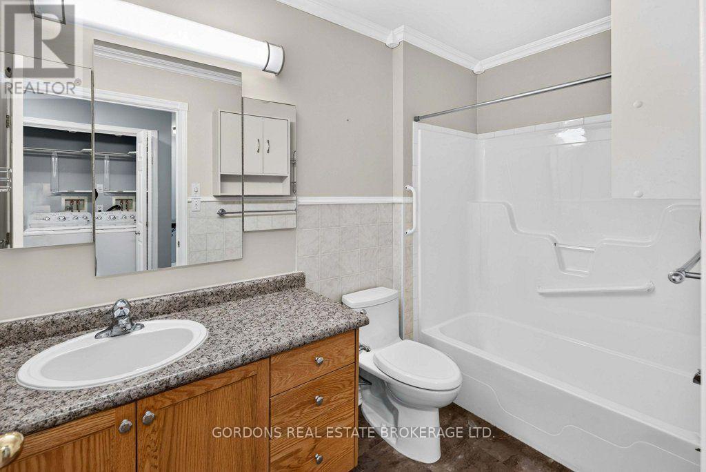 241 Beley Street Property Photo 33