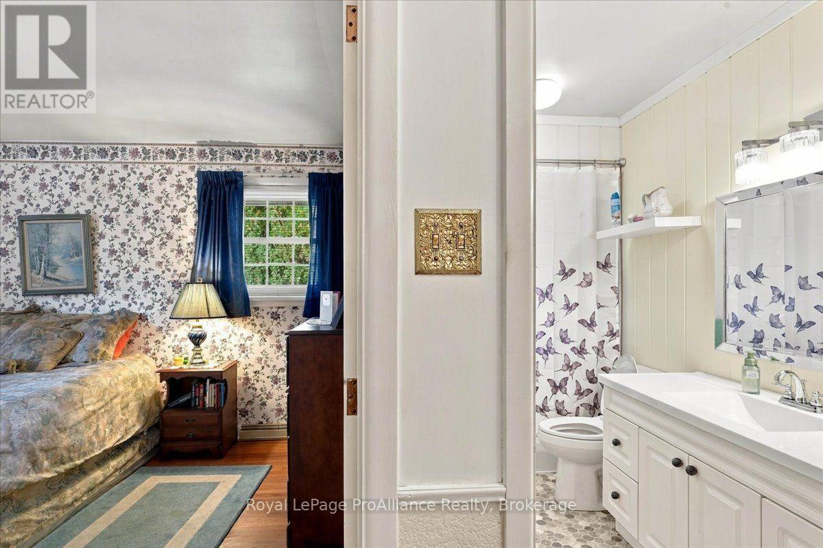 9 Parkview Heights Property Photo 28