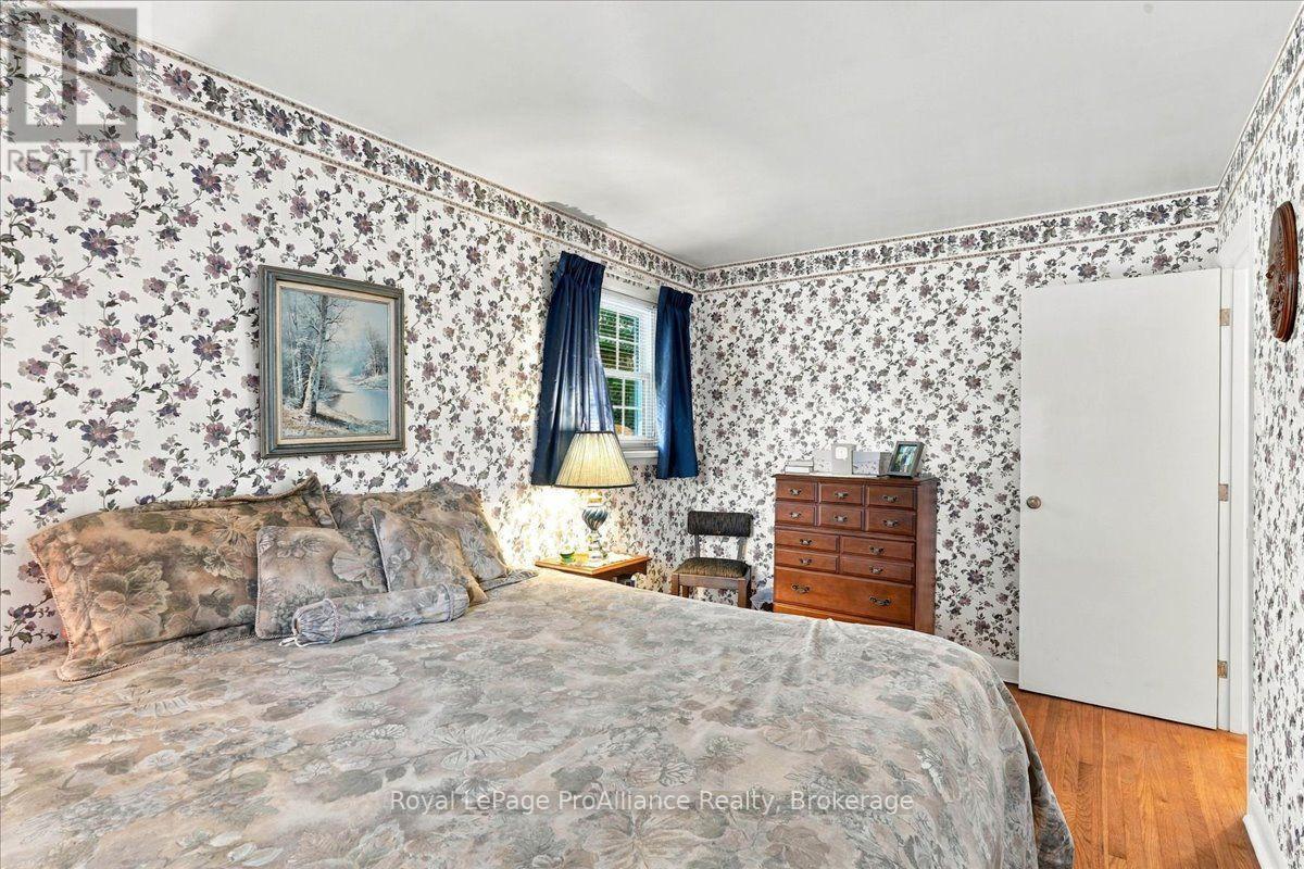 9 Parkview Heights Property Photo 29