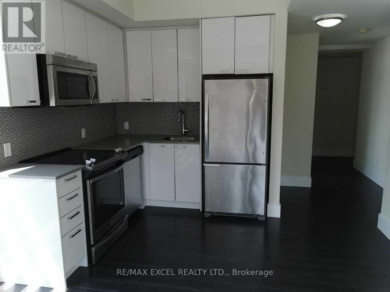107 - 155 St Leger Street Property Photo 3