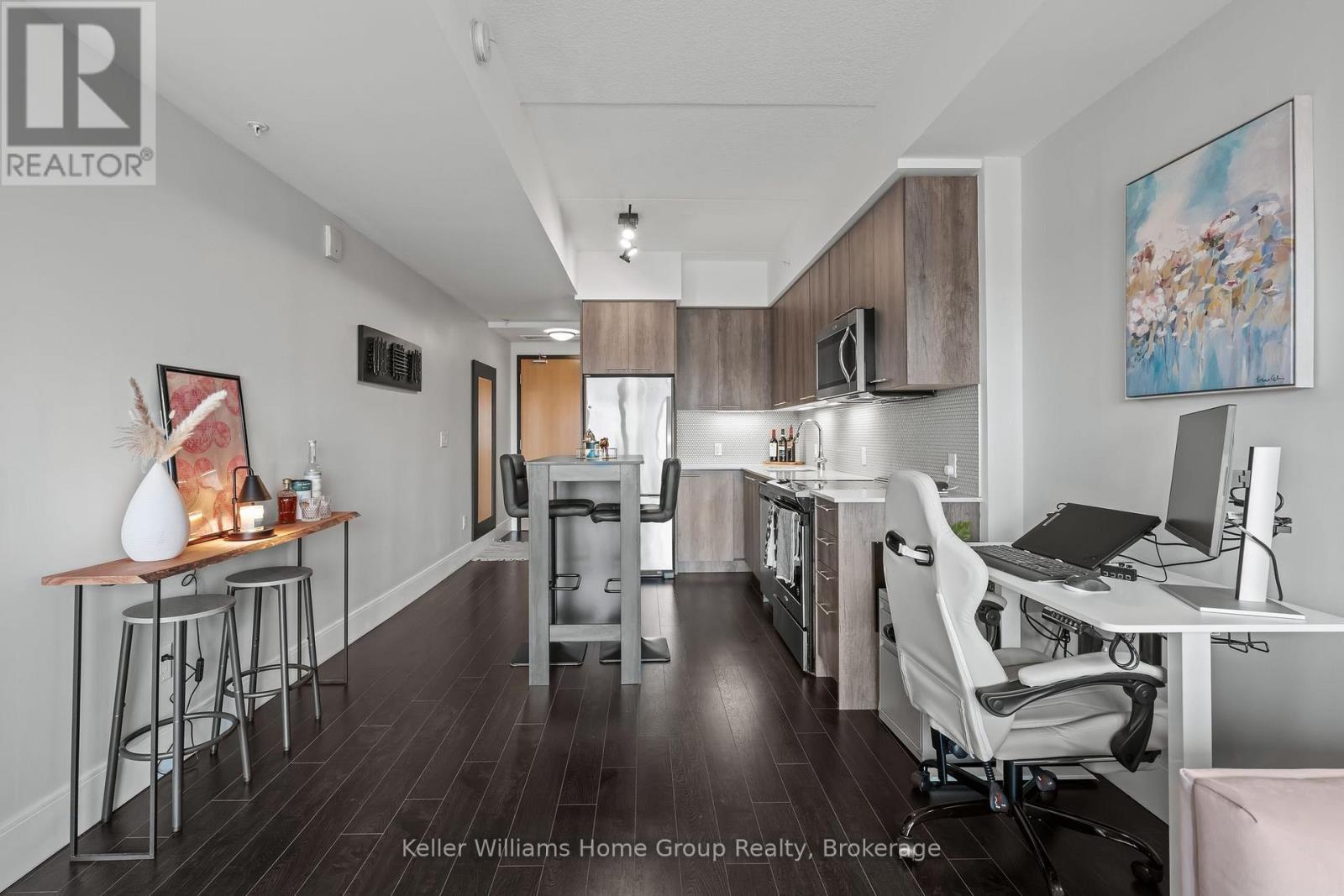 503 - 15 Prince Albert Boulevard Property Photo 18
