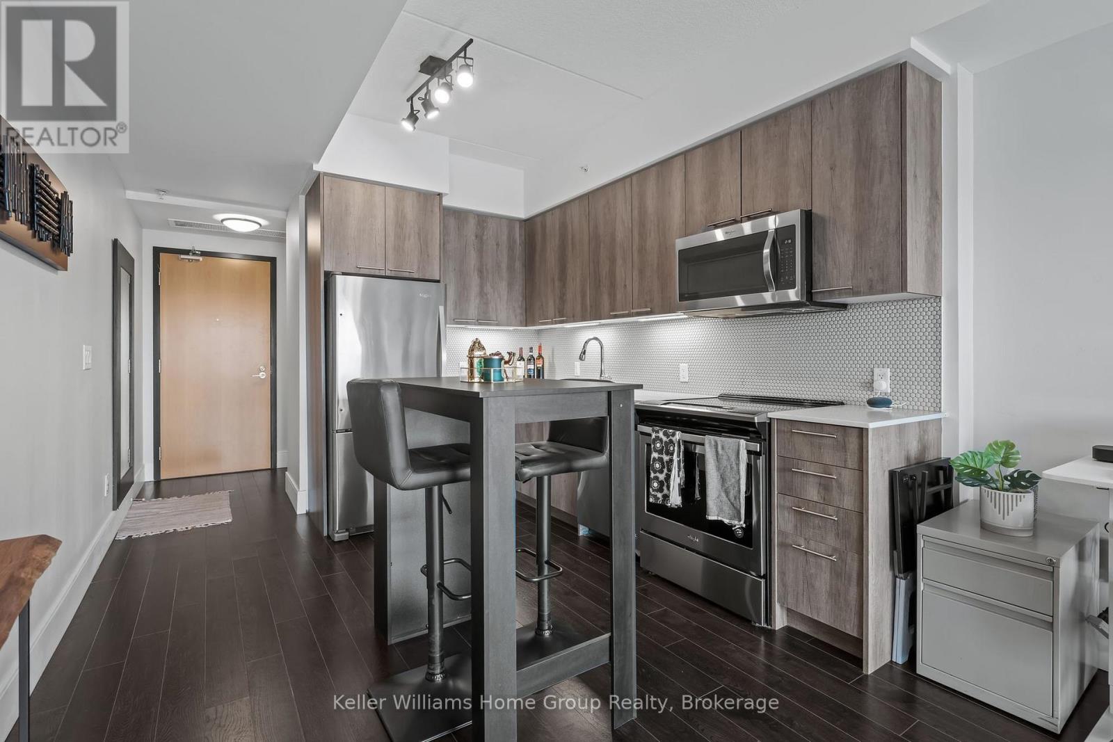 503 - 15 Prince Albert Boulevard Property Photo 19