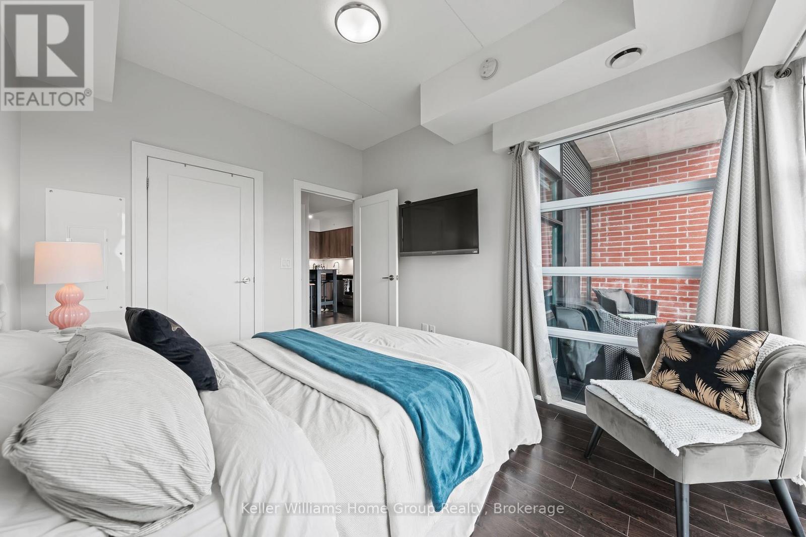 503 - 15 Prince Albert Boulevard Property Photo 33