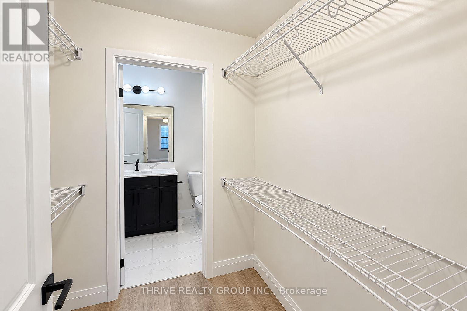 183 - 3900 Savoy Street Property Photo 18