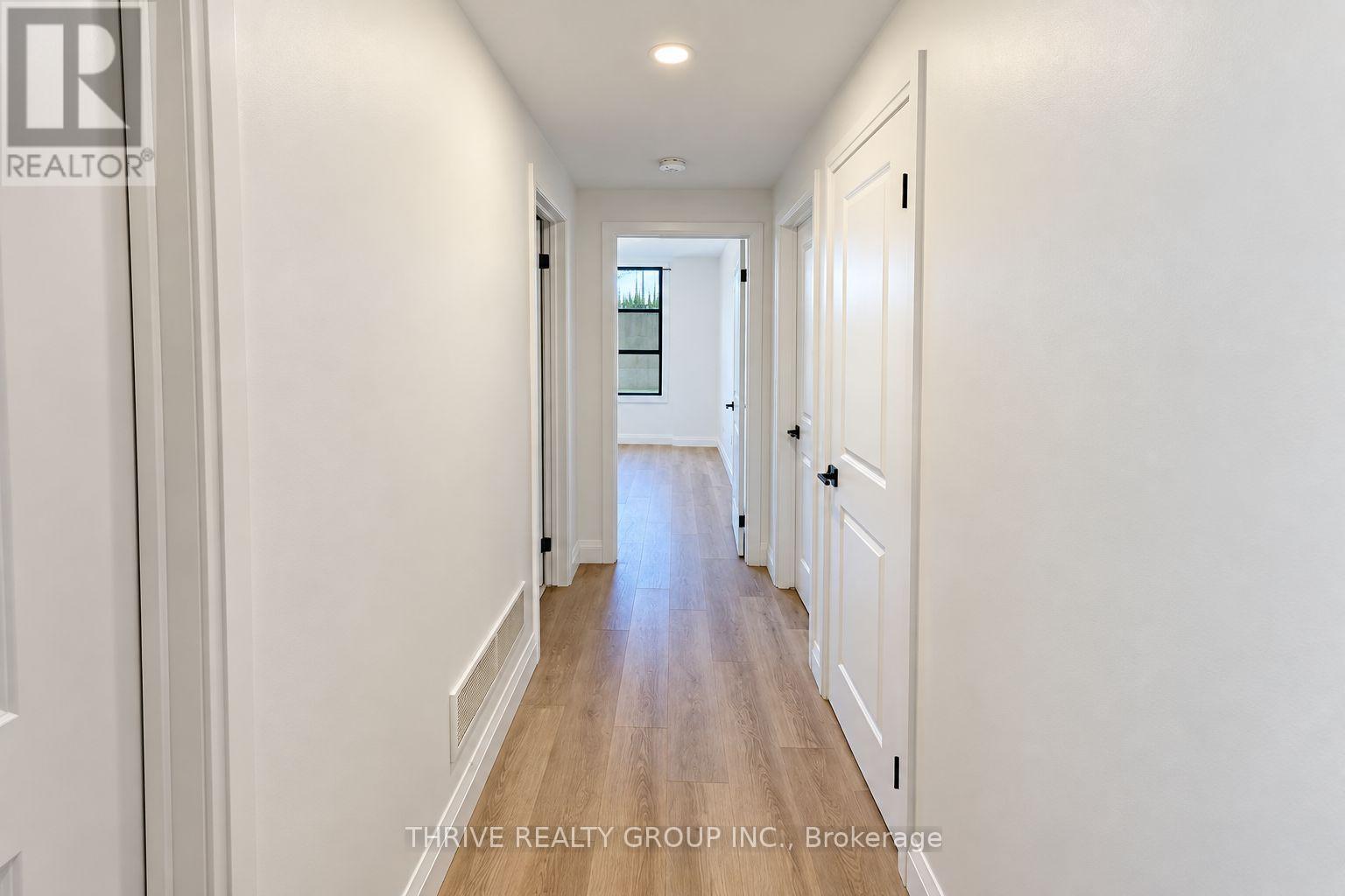 183 - 3900 Savoy Street Property Photo 22