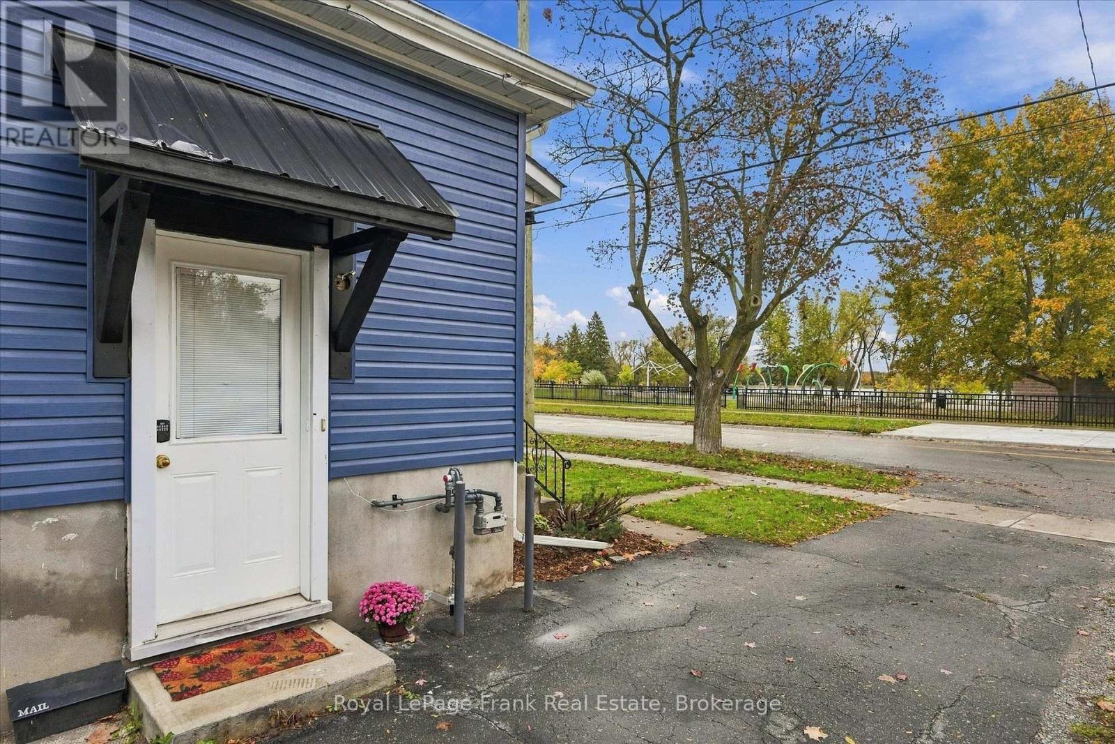 130 Maria Street Property Photo 19