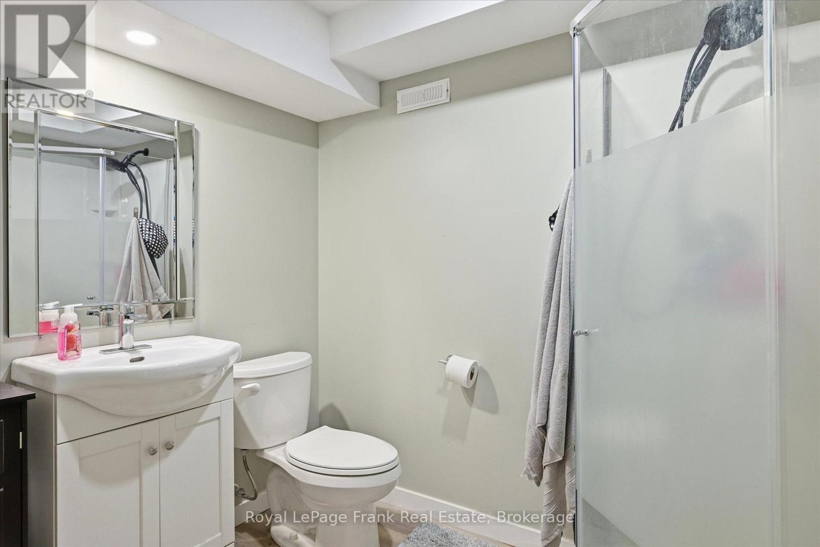 130 Maria Street Property Photo 26