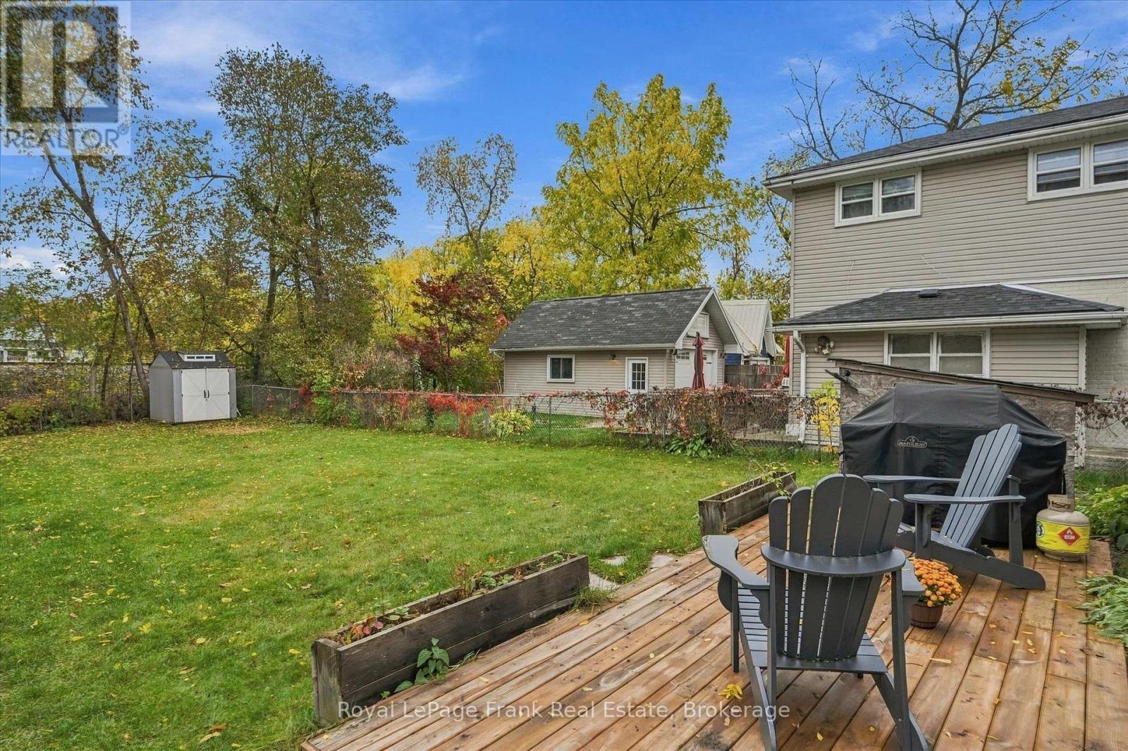 130 Maria Street Property Photo 32