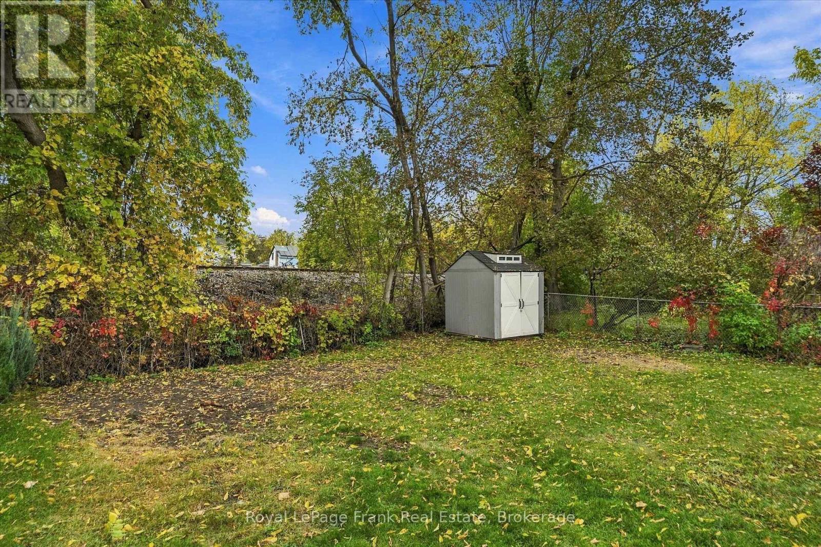 130 Maria Street Property Photo 36