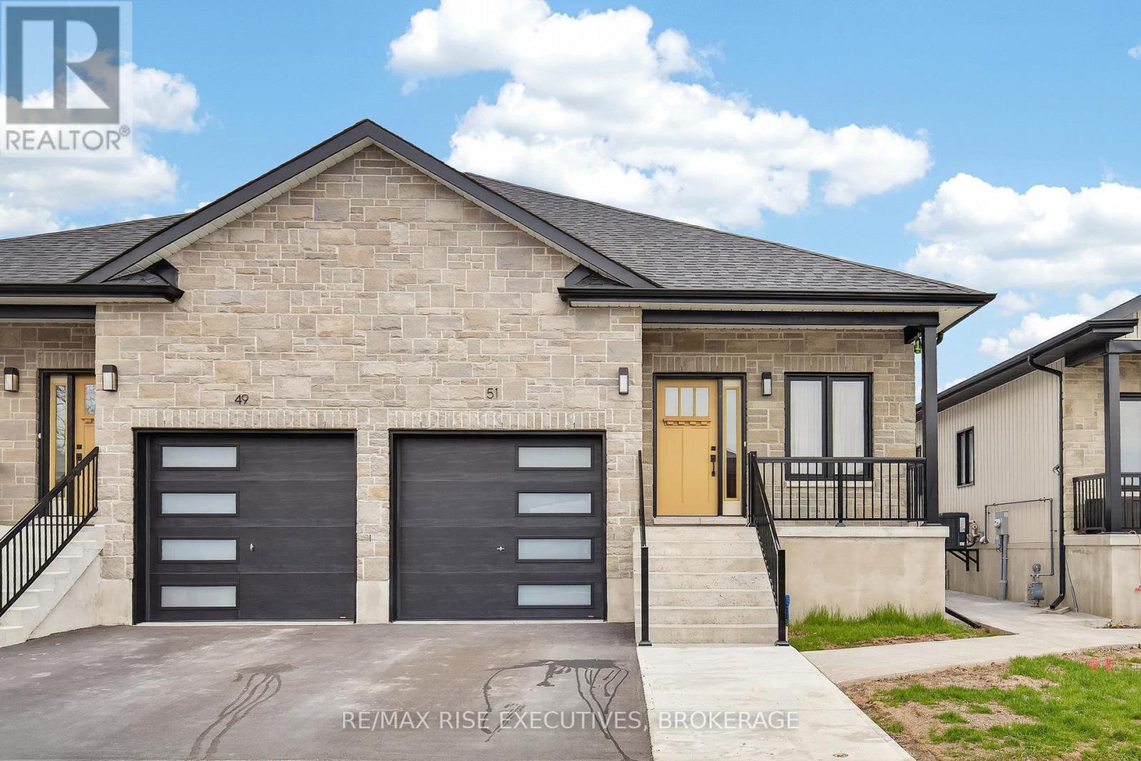 51 Potter Drive Property Photo 2