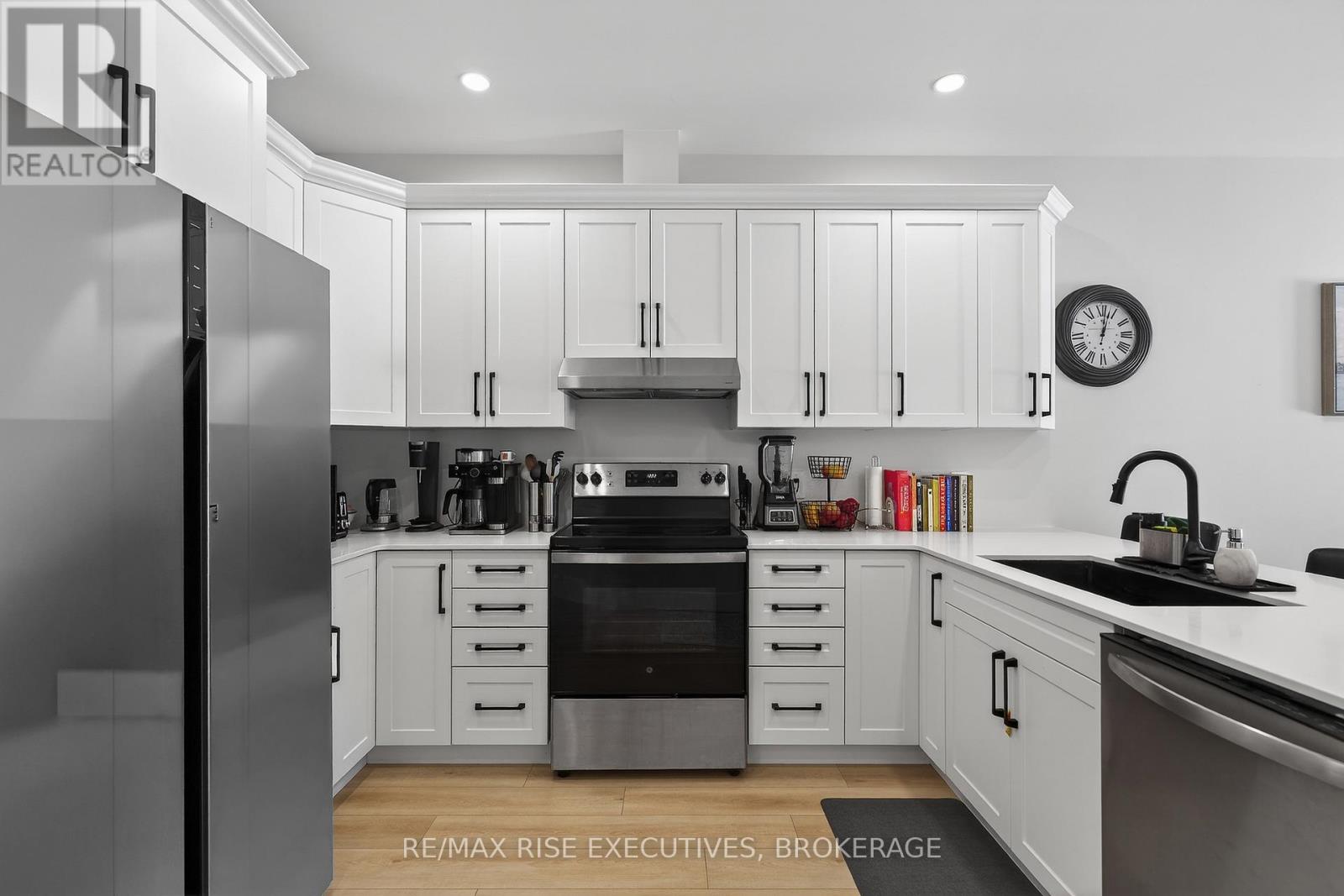 51 Potter Drive Property Photo 12