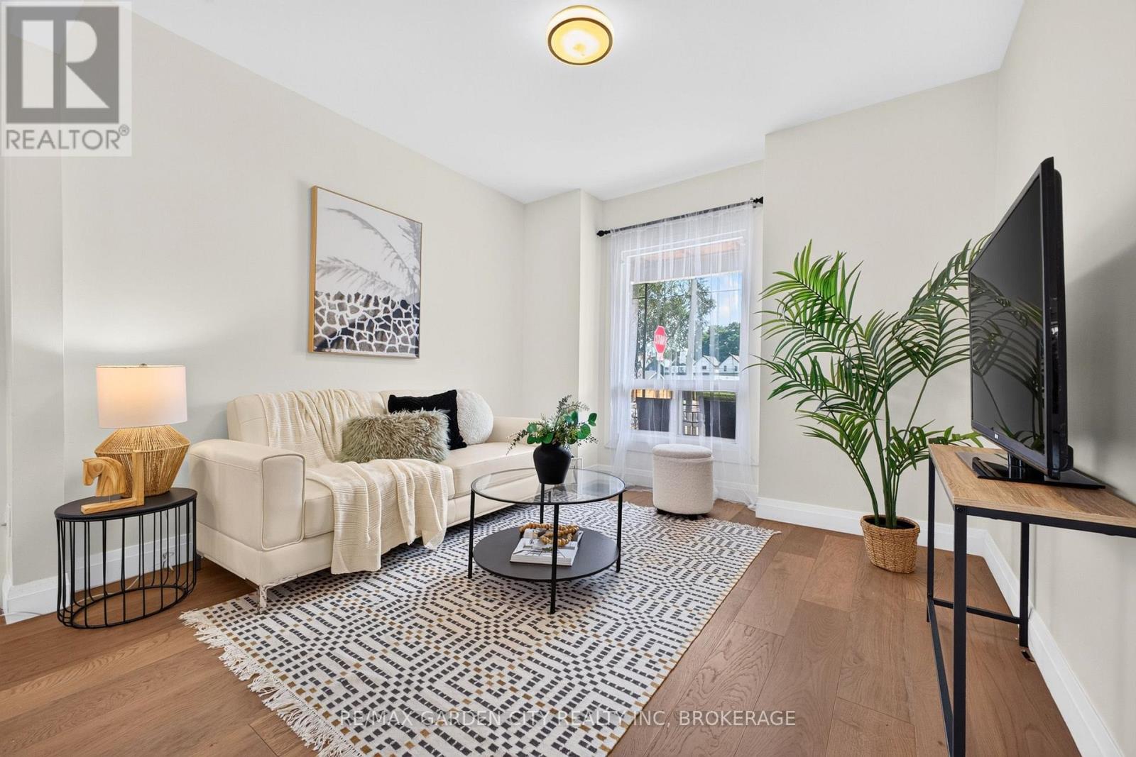 75 Keith Street Property Photo 10