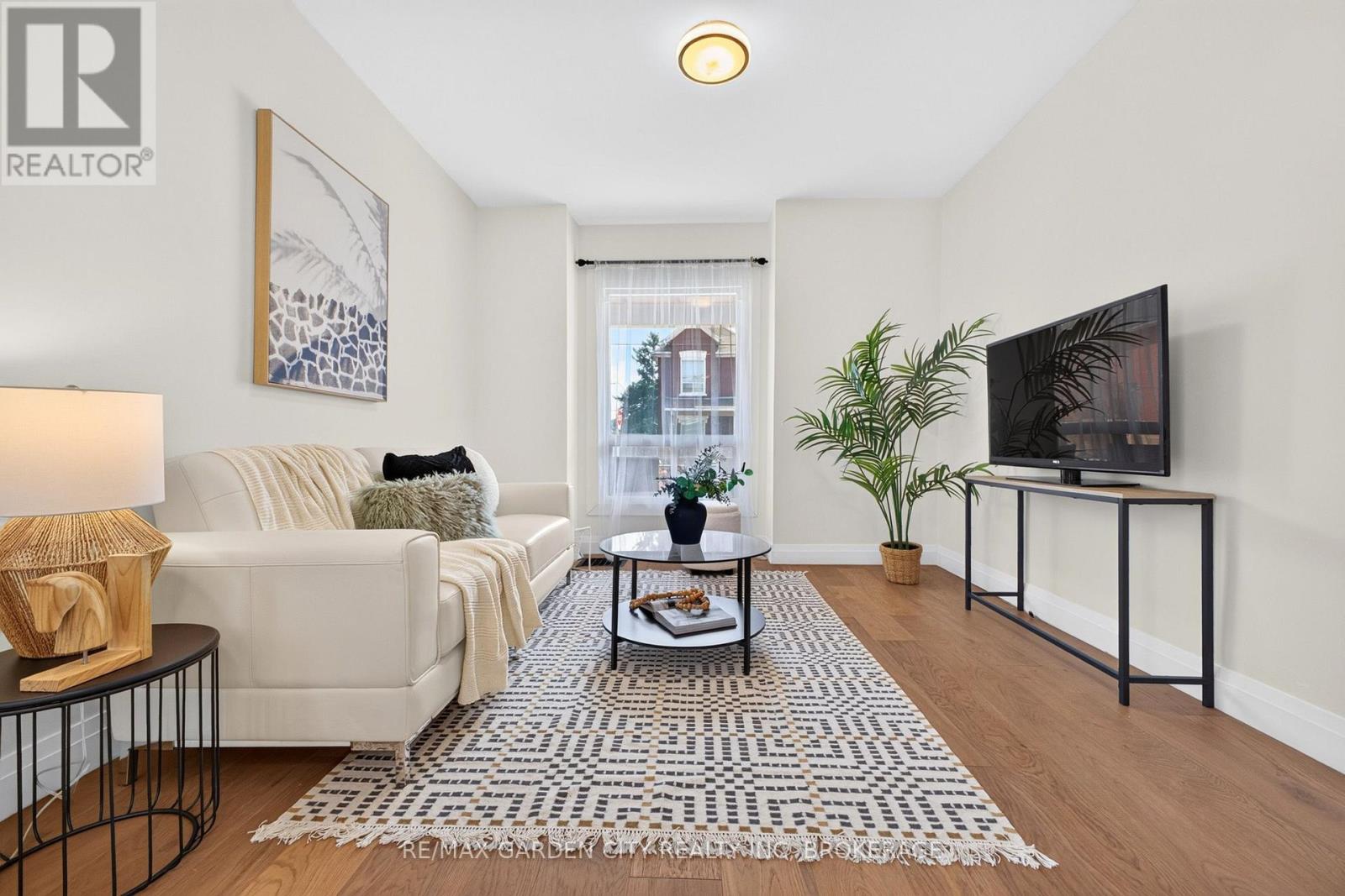 75 Keith Street Property Photo 11