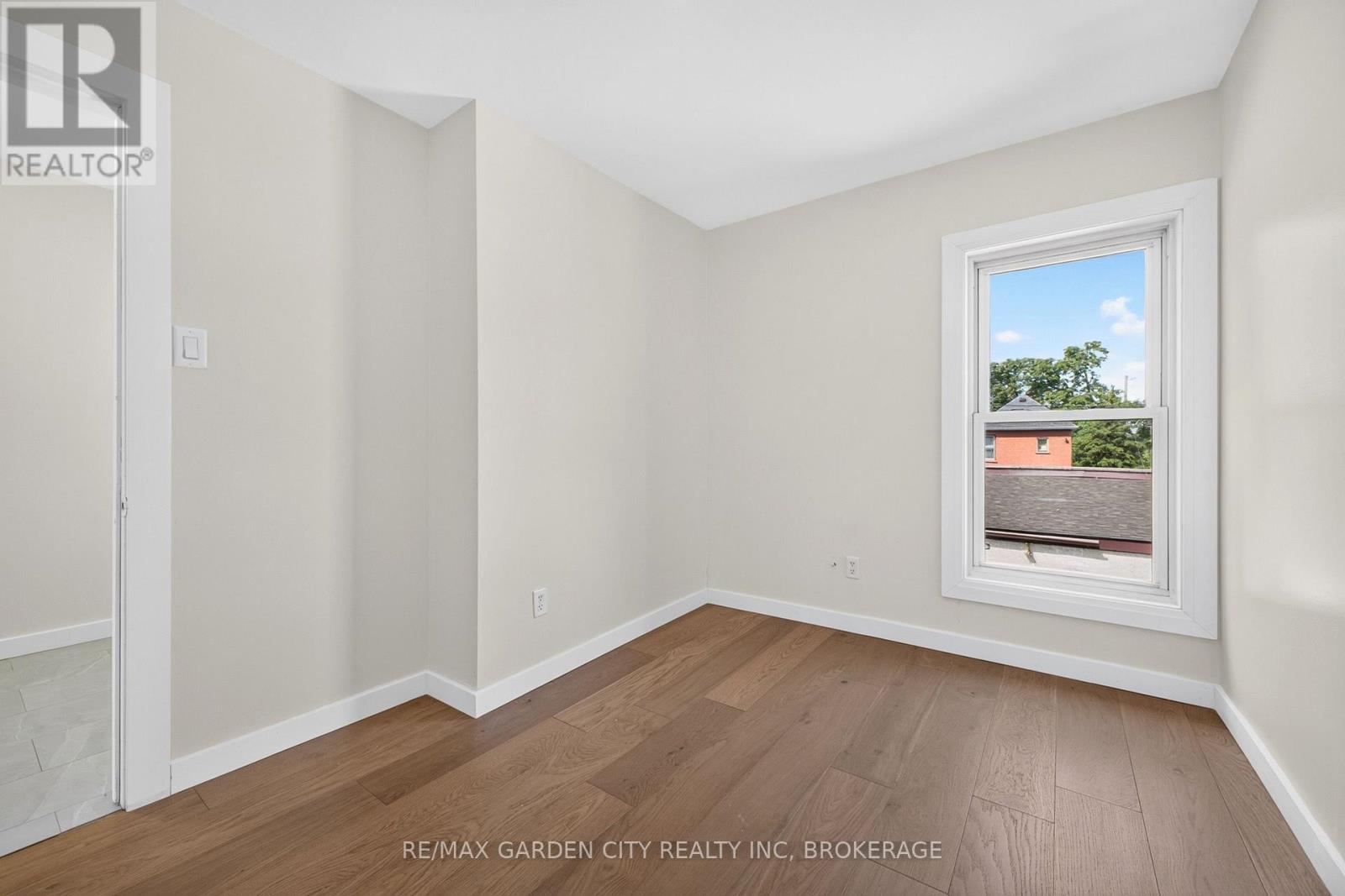 75 Keith Street Property Photo 31