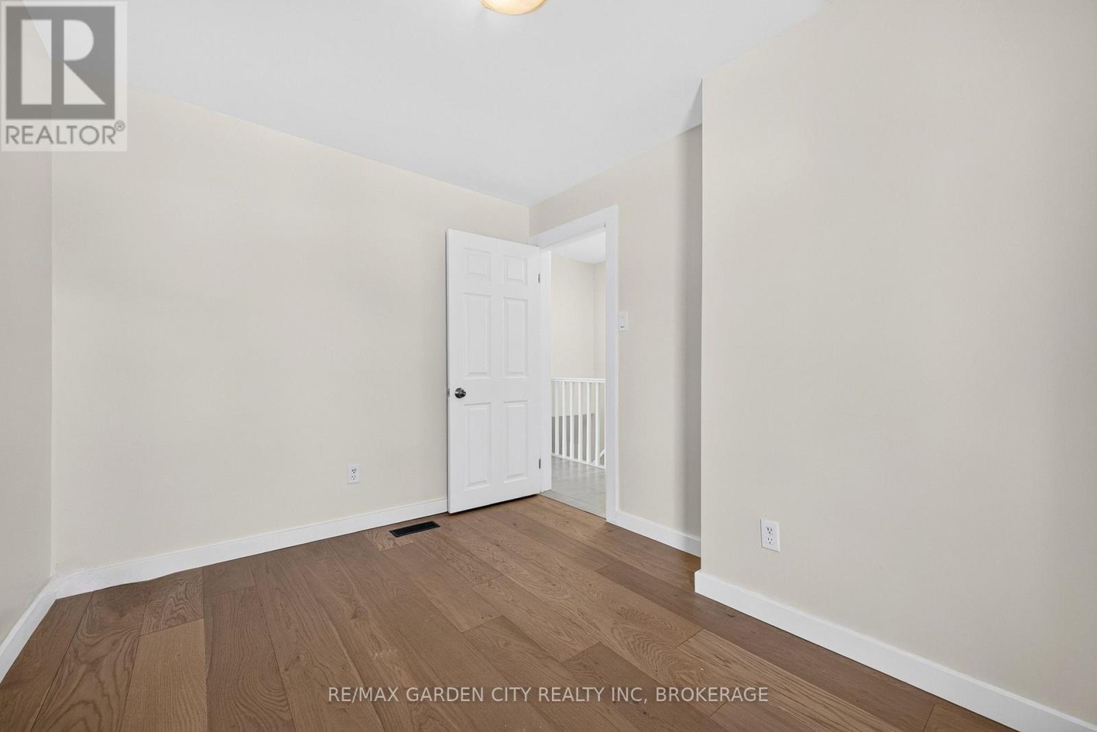 75 Keith Street Property Photo 32
