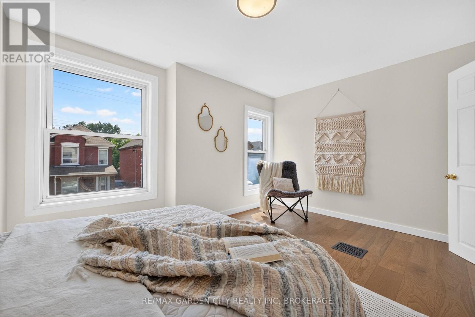 75 Keith Street Property Photo 37