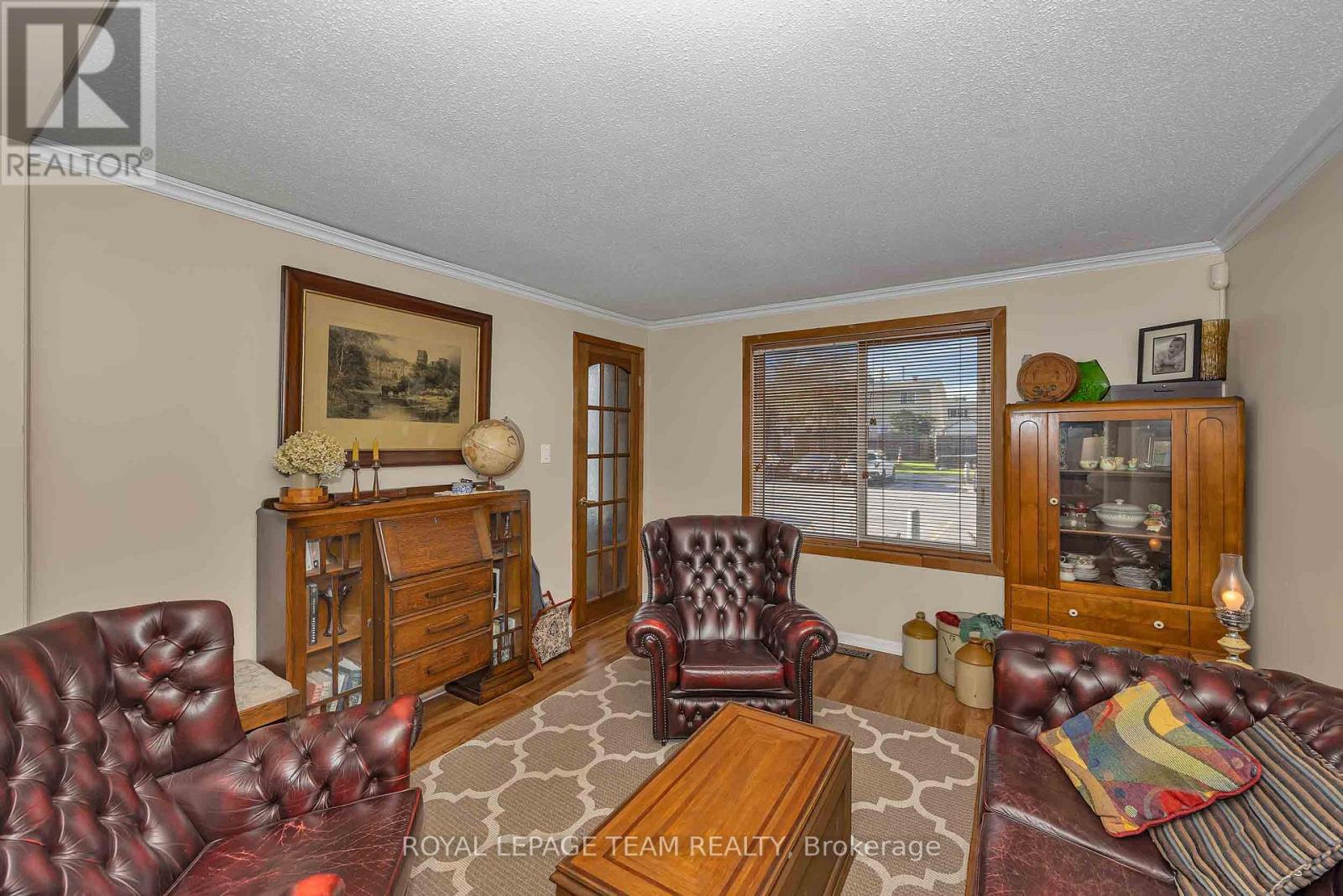 F - 1516 Beaverpond Drive Property Photo 8