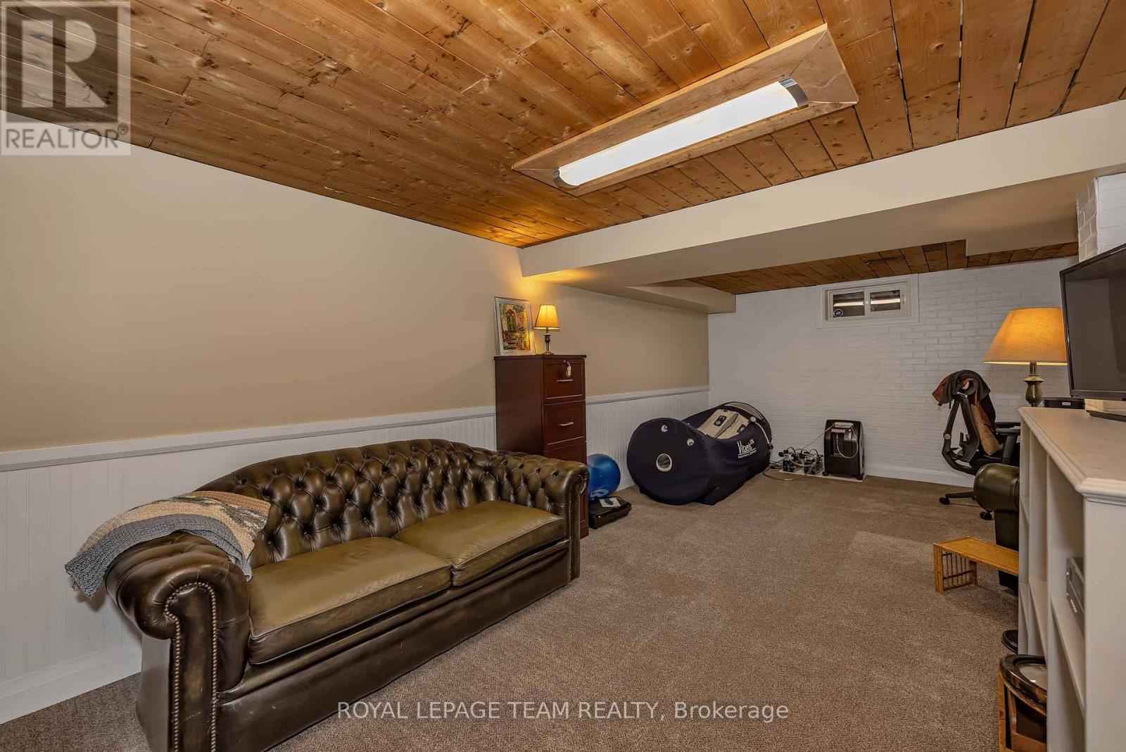 F - 1516 Beaverpond Drive Property Photo 30